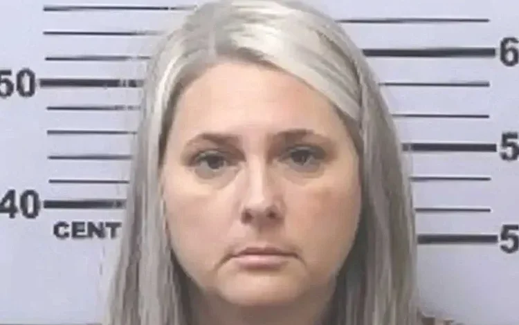 Nicole Staples Viral Video: Shocking Teacher Footage Exposed 1 nicole staples